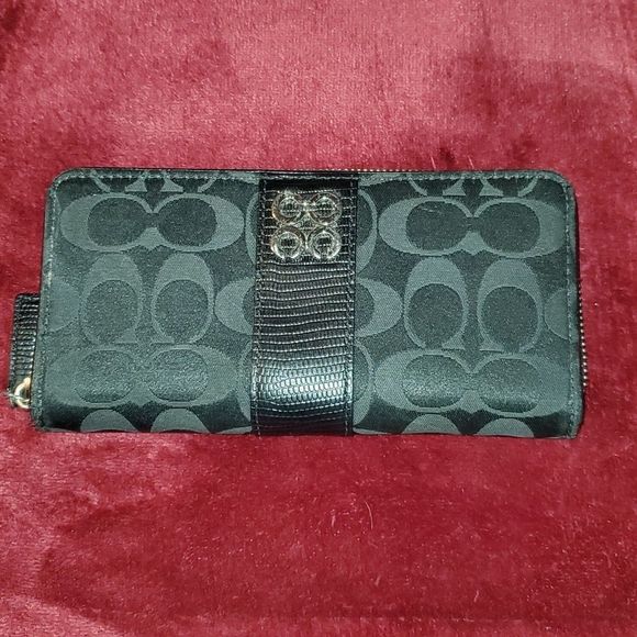 Coach Julia Op Art Signature Accordion Zip Around Wallet Black Grey Silver - Picture 1 of 9
